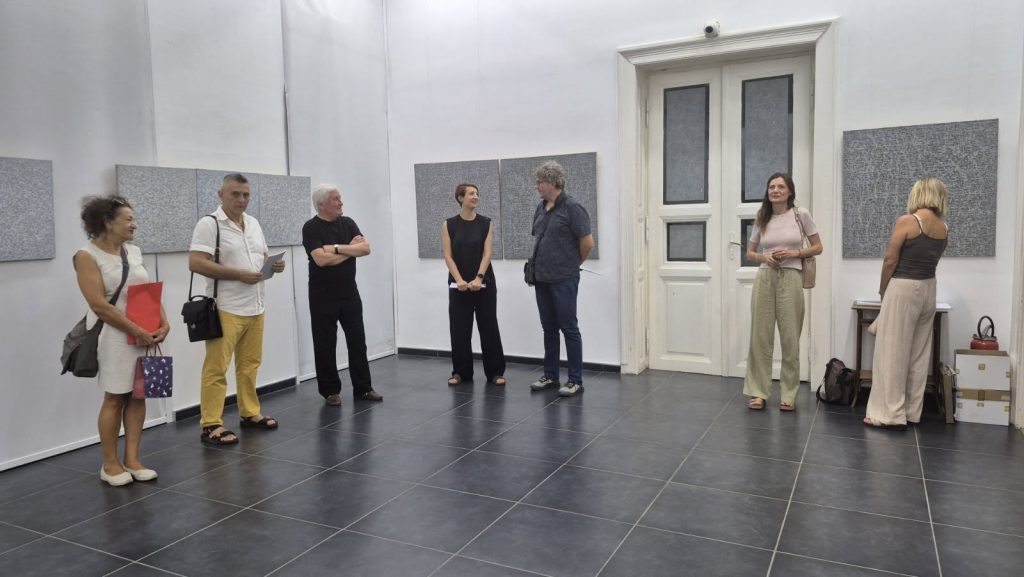 У Малом салону Народног музеја отворена изложба „Освежавање меморије" Момира Кнежевића 3 765697699 1533416538584387 1678563296956032226 n