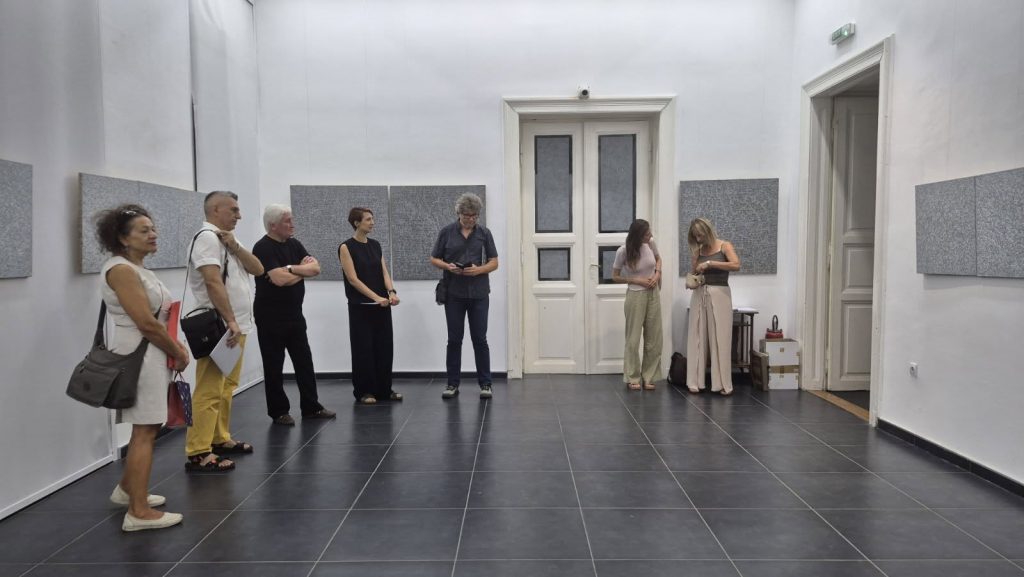 У Малом салону Народног музеја отворена изложба „Освежавање меморије" Момира Кнежевића 9 767032513 1533416511917723 4587807011938506321 n